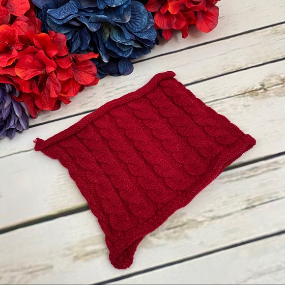 Infant/Baby Red Hat with Pom Pom & Ring Scarf - Picture 9 of 11